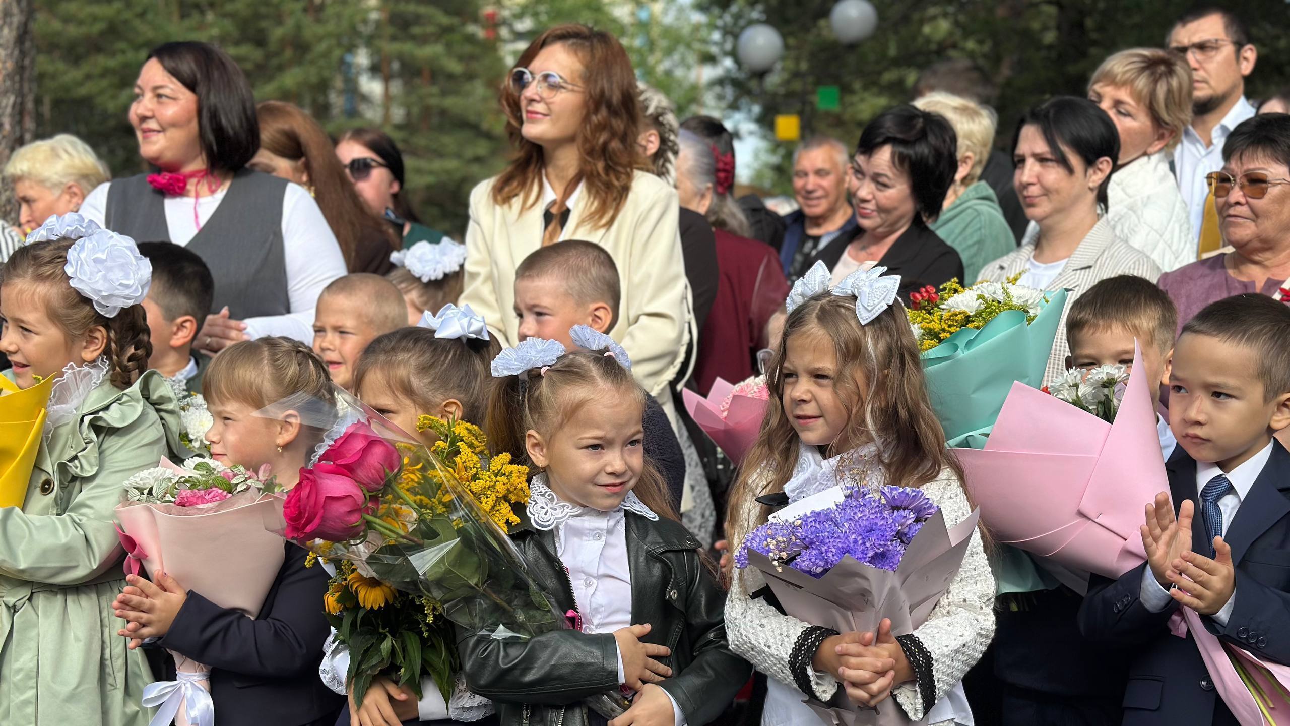 Здесь мы живём, учимся, взрослеем